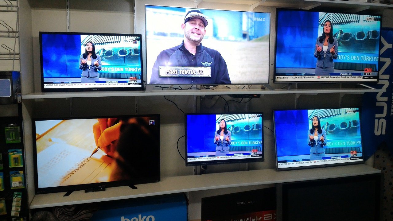 TV STAND